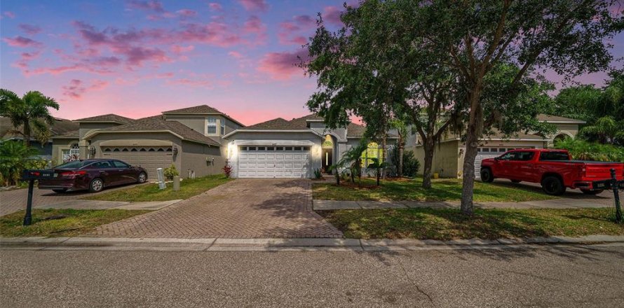 Villa ou maison à Ruskin, Floride 4 chambres, 169.55 m2 № 1673228