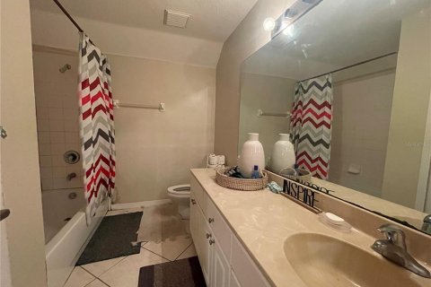 House in Bradenton, Florida 4 bedrooms, 200.11 sq.m. № 1662562 - photo 15