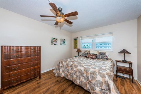 Copropriété à vendre à Gulfport, Floride: 1 chambre, 98.48 m2 № 1527227 - photo 9