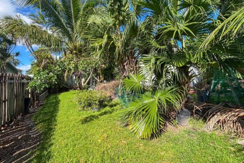 Casa en venta en Cutler Bay, Florida, 3 dormitorios, 140.47 m2 № 1951022 - foto 13
