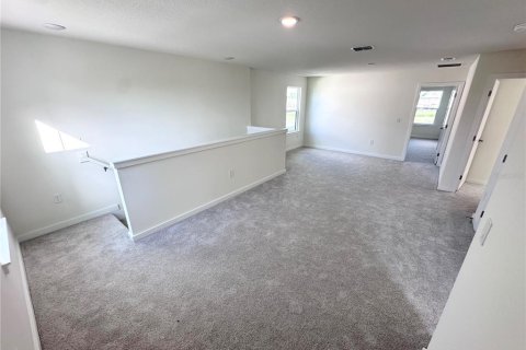 House in Lakeland, Florida 4 bedrooms, 216.83 sq.m. № 1687475 - photo 13
