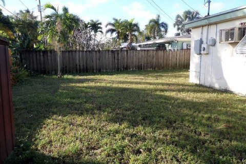 Casa en alquiler en Oakland Park, Florida, 3 dormitorios, 94.48 m2 № 1231255 - foto 1