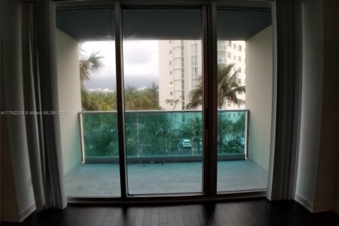 Снять в аренду кондоминиум в Халландейл-Бич, Флорида 1 спальня, 84.08м2, № 1991025 - фото 13