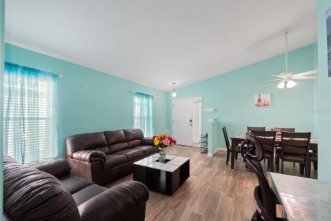 Casa en venta en Davenport, Florida, 4 dormitorios, 178.19 m2 № 1911364 - foto 9