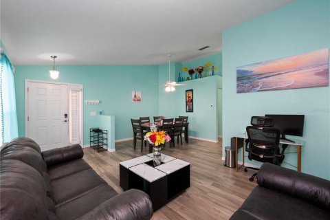Casa en venta en Davenport, Florida, 4 dormitorios, 178.19 m2 № 1911364 - foto 7