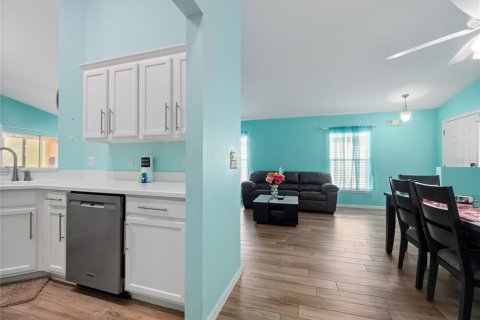 Casa en venta en Davenport, Florida, 4 dormitorios, 178.19 m2 № 1911364 - foto 15