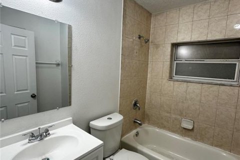 Casa en alquiler en Orlando, Florida, 3 dormitorios, 104.98 m2 № 2101053 - foto 12