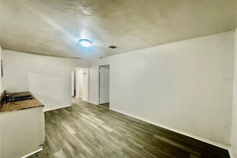 Casa en alquiler en Orlando, Florida, 3 dormitorios, 104.98 m2 № 2101053 - foto 5