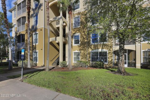 Condo in Jacksonville, Florida, 3 bedrooms  № 778742 - photo 1