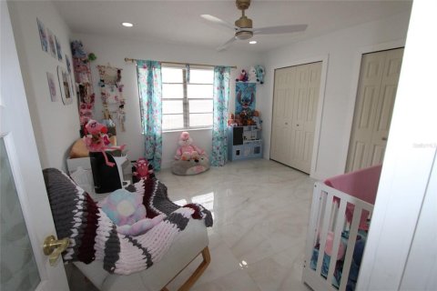 House in Spring Hill, Florida 3 bedrooms, 162.58 sq.m. № 2208747 - photo 27