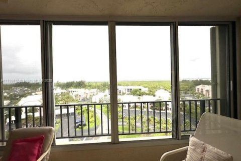 Condo in St. Lucie, Florida, 2 bedrooms  № 1945017 - photo 16