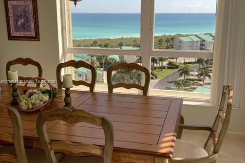 Condo in St. Lucie, Florida, 2 bedrooms  № 1945017 - photo 12