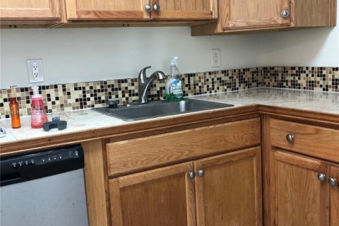 Снять в аренду кондоминиум в Халландейл-Бич, Флорида 2 спальни, 85.84м2, № 1990034 - фото 12