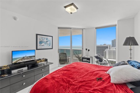 Condominio en alquiler en Miami Beach, Florida, 2 dormitorios, 138.42 m2 № 1672535 - foto 17