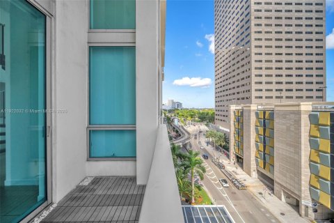 Copropriété à vendre à Miami, Floride: 1 chambre, 83.8 m2 № 1976015 - photo 10