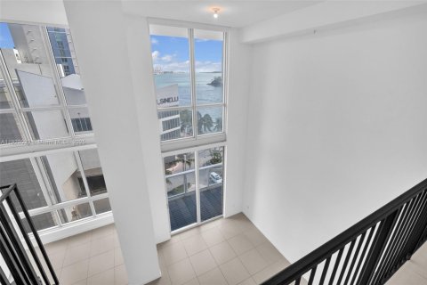 Copropriété à vendre à Miami, Floride: 1 chambre, 83.8 m2 № 1976015 - photo 20