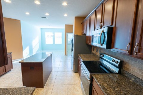 House in New Port Richey, Florida 4 bedrooms, 246.66 sq.m. № 1912722 - photo 19