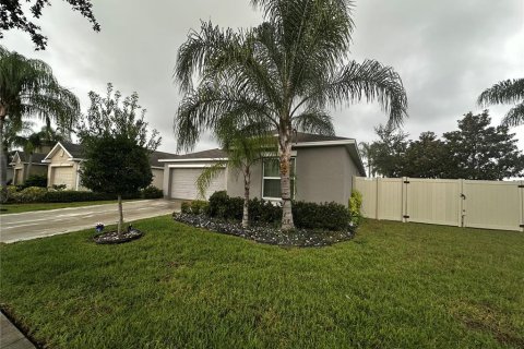 Villa ou maison à Wimauma, Floride 4 chambres, 179.77 m2 № 2411635