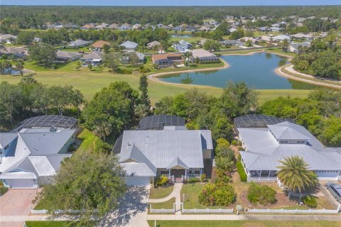 House in New Smyrna Beach, Florida 3 bedrooms, 234.11 sq.m. № 1657139 - photo 11