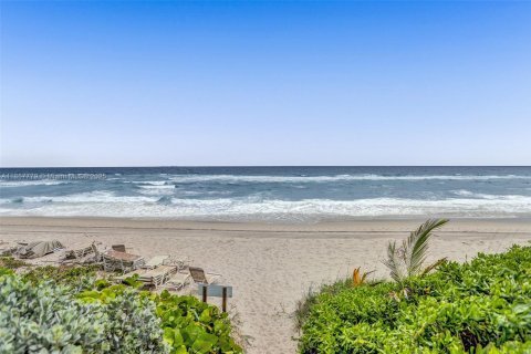 Condo in Hillsboro Beach, Florida, 2 bedrooms  № 1887315 - photo 3