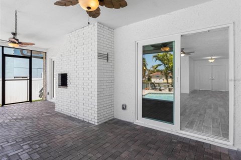 Villa ou maison à louer à Madeira Beach, Floride: 3 chambres, 130.06 m2 № 2104803 - photo 29