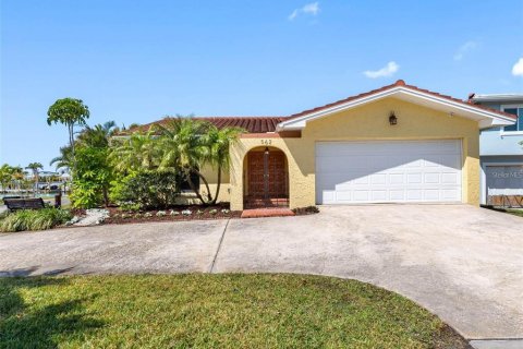 Villa ou maison à louer à Madeira Beach, Floride: 3 chambres, 130.06 m2 № 2104803 - photo 13