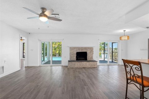 Villa ou maison à louer à Madeira Beach, Floride: 3 chambres, 130.06 m2 № 2104803 - photo 19