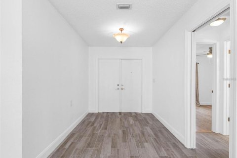 Villa ou maison à louer à Madeira Beach, Floride: 3 chambres, 130.06 m2 № 2104803 - photo 15