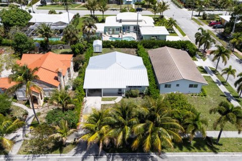 Villa ou maison à louer à Lake Worth, Floride: 3 chambres, 131.92 m2 № 2278969 - photo 18