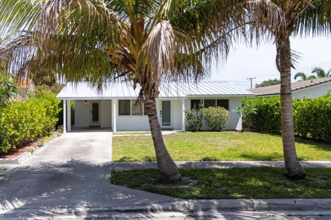 Villa ou maison à Lake Worth, Floride 3 chambres, 131.92 m2 № 2278969