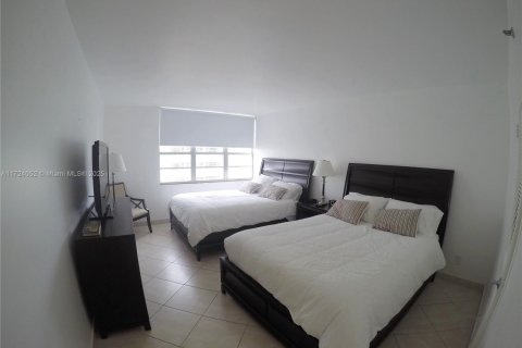 Copropriété à louer à Miami Beach, Floride: 1 chambre, 76.18 m2 № 1709418 - photo 20