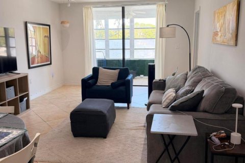 Copropriété à louer à Lauderdale Lakes, Floride: 2 chambres, 77.57 m2 № 2171491 - photo 11