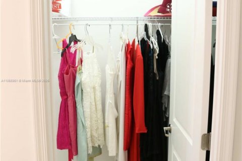 Adosado en venta en Lake Worth, Florida, 3 dormitorios, 154.12 m2 № 1880277 - foto 16