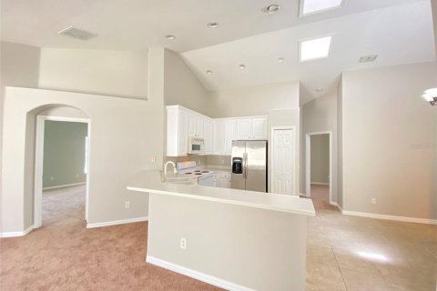 House in Orlando, Florida 3 bedrooms, 172.05 sq.m. № 1869215 - photo 5