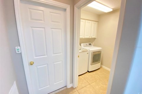 House in Orlando, Florida 3 bedrooms, 172.05 sq.m. № 1869215 - photo 7