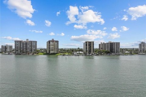Copropriété à vendre à Clearwater, Floride: 4 chambres, 212.75 m2 № 2415171 - photo 28