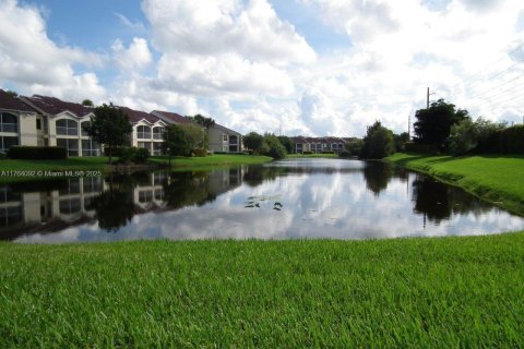 Copropriété à vendre à Boynton Beach, Floride: 2 chambres, 82.13 m2 № 2022297 - photo 28