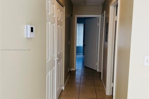 Copropriété à vendre à Boynton Beach, Floride: 2 chambres, 82.13 m2 № 2022297 - photo 7