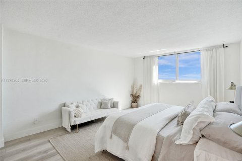 Copropriété à vendre à Sunny Isles Beach, Floride: 2 chambres, 143.91 m2 № 2174842 - photo 14