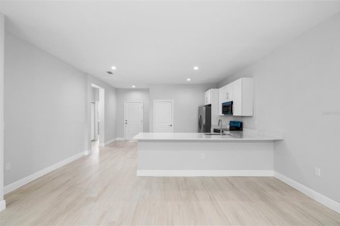 Casa en alquiler en Port Charlotte, Florida, 3 dormitorios, 128.11 m2 № 2208957 - foto 9