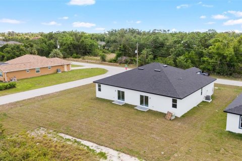 Casa en alquiler en Port Charlotte, Florida, 3 dormitorios, 128.11 m2 № 2208957 - foto 24
