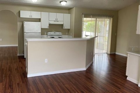 Villa ou maison à louer à Deltona, Floride: 3 chambres, 147.16 m2 № 1811034 - photo 3