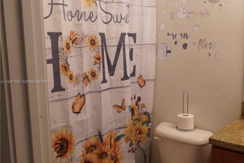 Купить виллу или дом в Майами, Флорида 4 спальни, 173.63м2, № 2047716 - фото 28