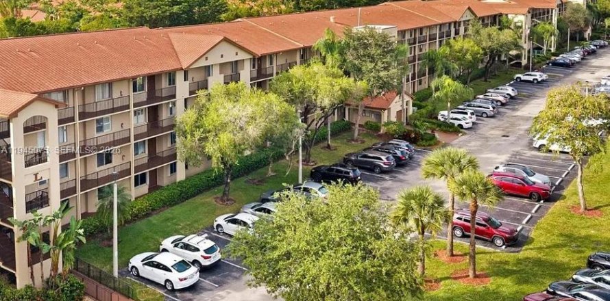 Condo à Pembroke Pines, Floride, 2 chambres  № 2001244