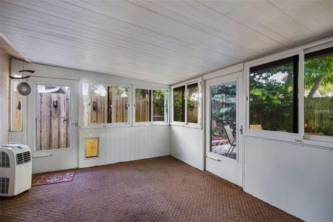 Villa ou maison à vendre à New Port Richey, Floride: 2 chambres, 104.79 m2 № 2232951 - photo 22