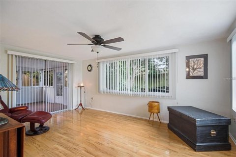 Villa ou maison à vendre à New Port Richey, Floride: 2 chambres, 104.79 m2 № 2232951 - photo 14