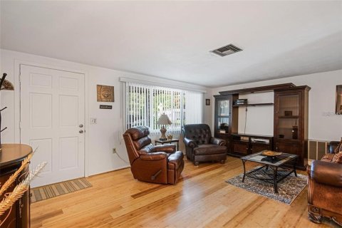Villa ou maison à vendre à New Port Richey, Floride: 2 chambres, 104.79 m2 № 2232951 - photo 5
