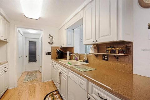 Villa ou maison à vendre à New Port Richey, Floride: 2 chambres, 104.79 m2 № 2232951 - photo 6