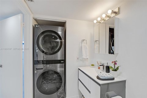 Снять в аренду кондоминиум в Авентура, Флорида 2 спальни, 126.44м2, № 1988452 - фото 30