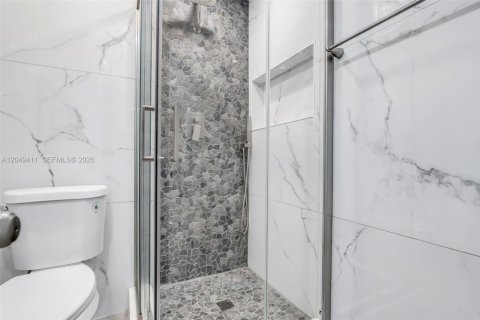Купить виллу или дом в Тамарак, Флорида 3 спальни, 121.89м2, № 2186352 - фото 11
